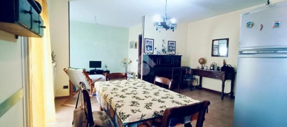 Квартира с 3 комнатами в Брешелло, Италия № 15193 18