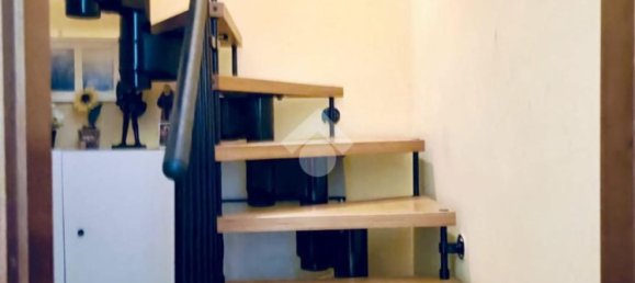 Квартира с 3 комнатами в Брешелло, Италия № 15193 5