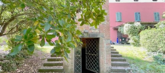 6 rooms Villa in Ponsacco, Italy No. 90825 4