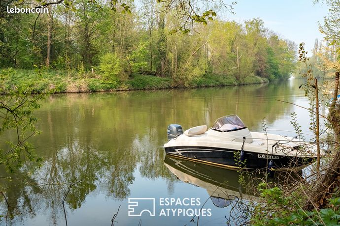 6 bedrooms House in Vaux-sur-Seine, France No. 279542