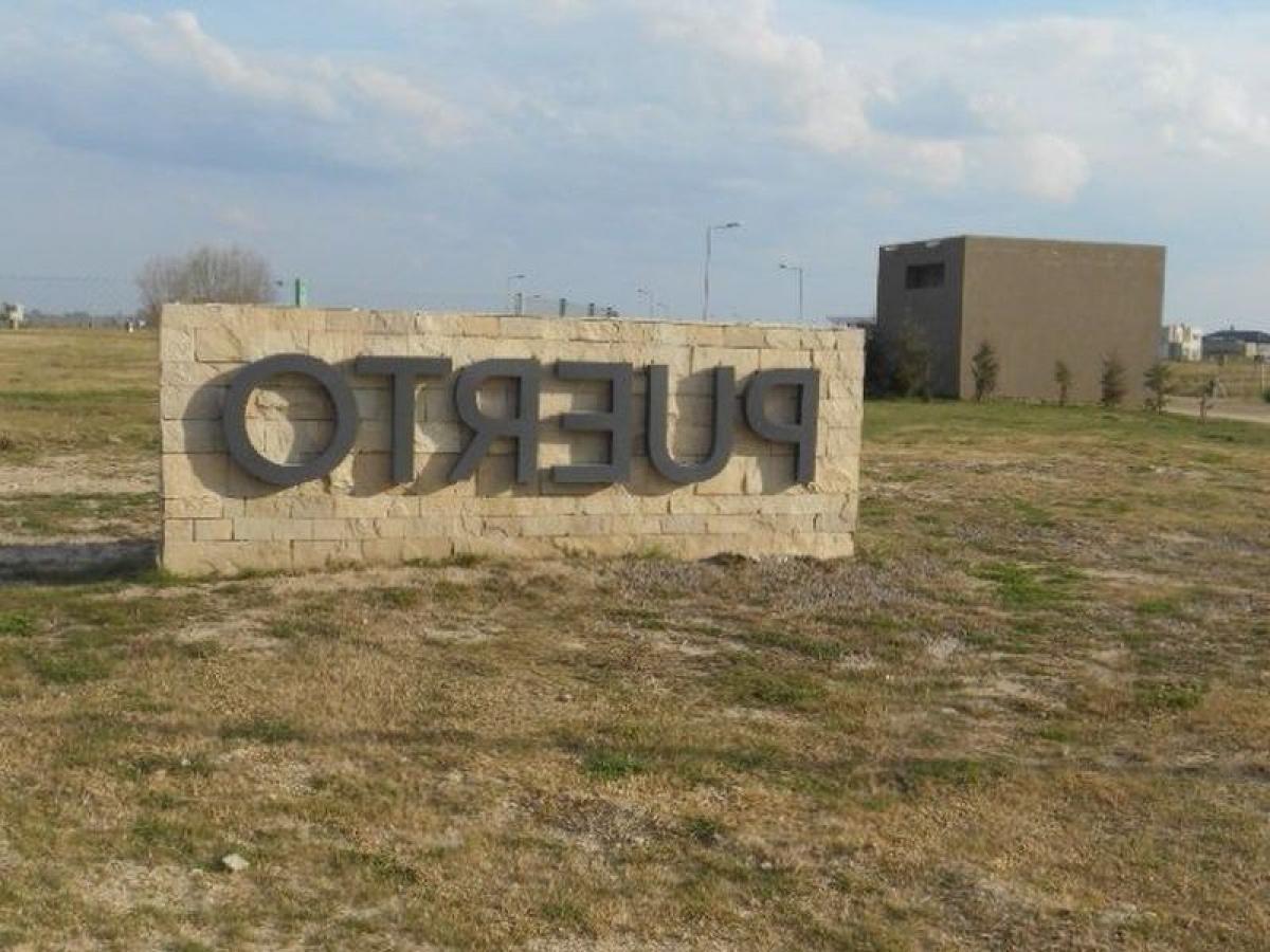  Land in Escobar, Argentina No. 49081