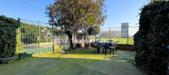 2 Schlafzimmer Haus in Castelnuovo Bocca d'Adda, Italy, Nr. 177494 2