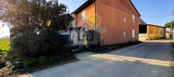 2 Schlafzimmer Haus in Castelnuovo Bocca d'Adda, Italy, Nr. 177494 3