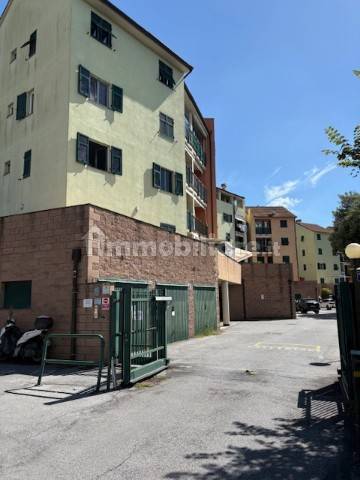 2 bedrooms Apartment in Genoa, Italy No. 401595