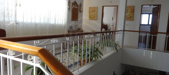 Дом с 5 спальнями в Фару, Португалия № 118214 2