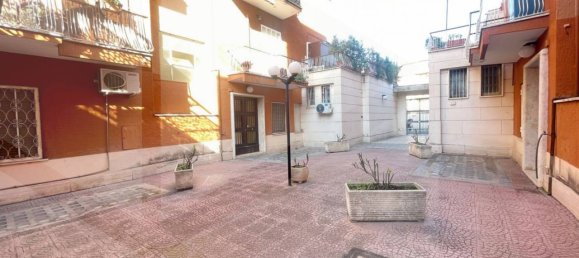 3-Zimmer Wohnung in Rome, Italy, Nr. 32579 36