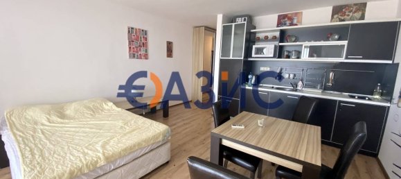 Studio in Sveti Vlas, Bulgaria No. 427 4