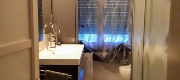 Apartamento de 4 divisões em Pontedera, Italy N.º 29696 21