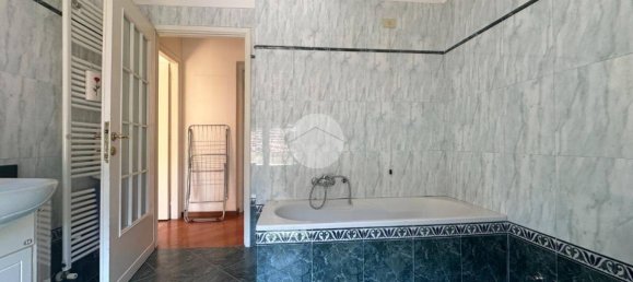 4 chambres Appartement à Parma, Italy No. 374244 29