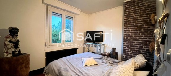 3 bedrooms House in Lens, France No. 217701 2