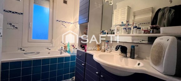 3 bedrooms House in Lens, France No. 217701 8