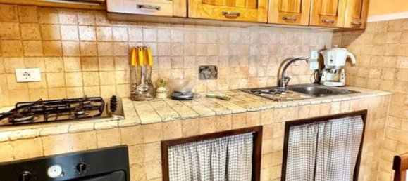 2 bedrooms Apartment in Spoleto, Italy No. 166943 2