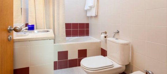 1 bedroom Apartment in Lisbon, Portugal No. 97221 11