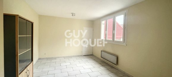 Edifício T1 em Margny-les-Compiegne, France N.º 92806 2