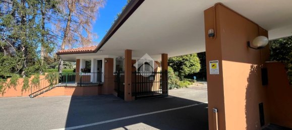 Casa de 4 habitaciónes en Correzzana, Italy No. 142080 25