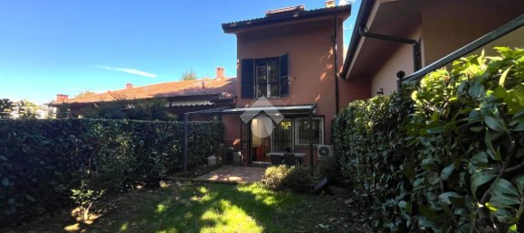 Casa de 4 habitaciónes en Correzzana, Italy No. 142080 8