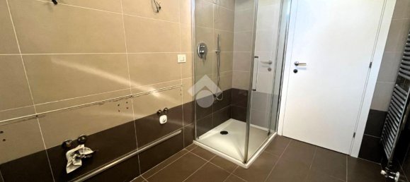 Casa de 4 habitaciónes en Correzzana, Italy No. 142080 17