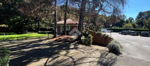 Casa de 4 habitaciónes en Correzzana, Italy No. 142080 35