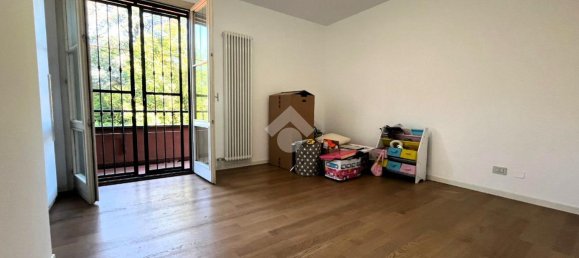 Casa de 4 habitaciónes en Correzzana, Italy No. 142080 11