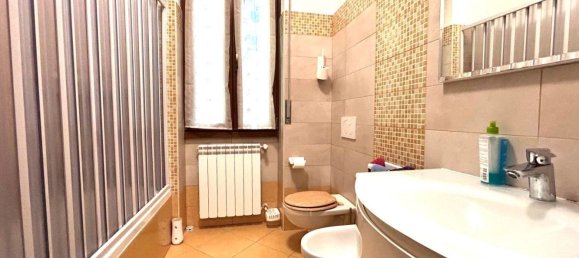 3 bedrooms Apartment in Malnate, Italy No. 363517 9