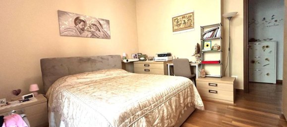 3 bedrooms Apartment in Malnate, Italy No. 363517 8