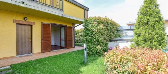 3 bedrooms Villa in Rovellasca, Italy No. 314927 19