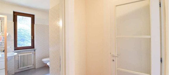 3 bedrooms Villa in Rovellasca, Italy No. 314927 17