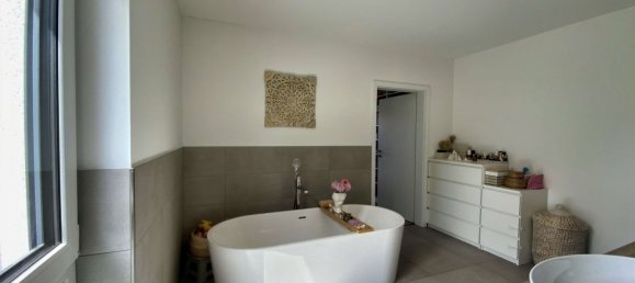 4 bedrooms House in Bergstrase, Germany No. 319789 23