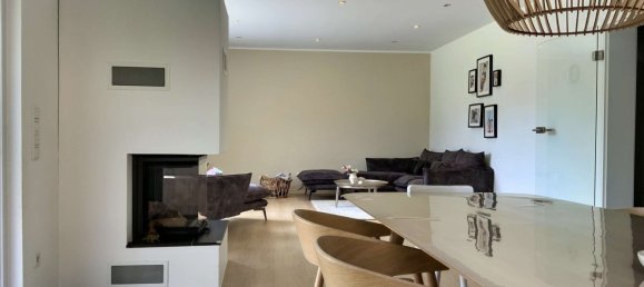 4 bedrooms House in Bergstrase, Germany No. 319789 16