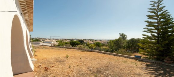 4 bedrooms Villa in Albufeira, Portugal No. 137888 9