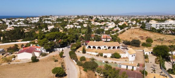 4 bedrooms Villa in Albufeira, Portugal No. 137888 4