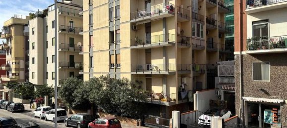 4 Schlafzimmer Wohnung in Cagliari, Italy, Nr. 51568 12