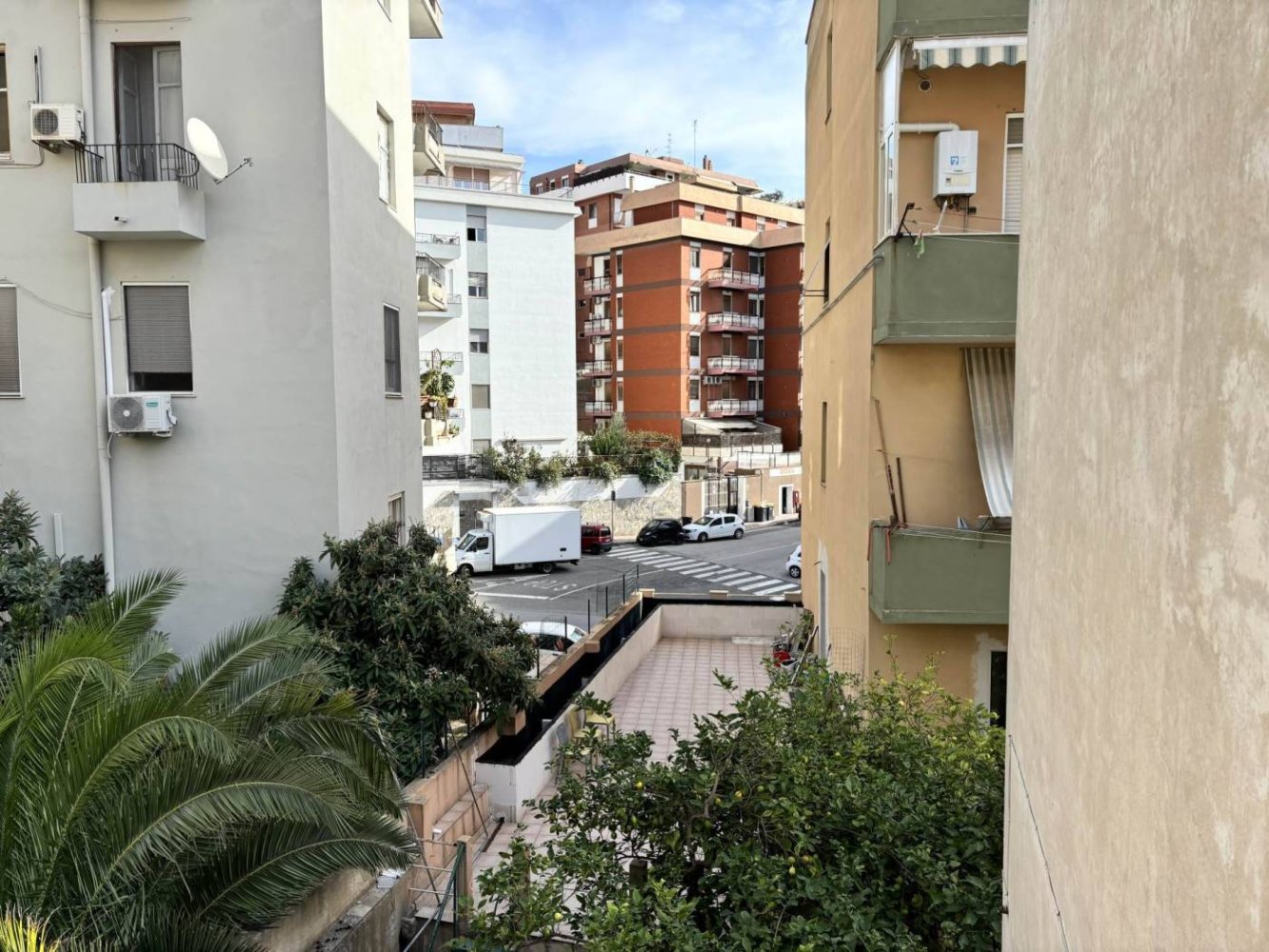 4 Schlafzimmer Wohnung in Cagliari, Italy, Nr. 51568