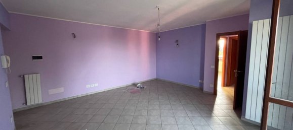 Квартира с 2 спальнями в Брони, Италия № 311287 4