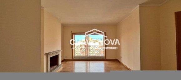 2 Schlafzimmer Wohnung in Canelas, Portugal, Nr. 9500 3