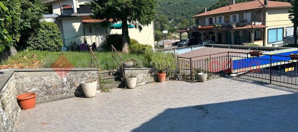 3 rooms Apartment in Minucciano, Italy No. 166523 5
