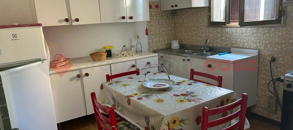 3 rooms Apartment in Minucciano, Italy No. 166523 2