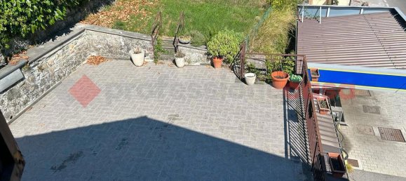 3 rooms Apartment in Minucciano, Italy No. 166523 4