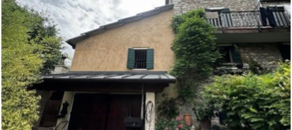 3 Schlafzimmer Haus in Bosco Chiesanuova, Italy, Nr. 82416 3