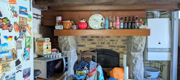 5 bedrooms House in Montgivray, France No. 89749 3