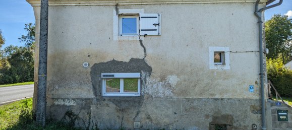 5 bedrooms House in Montgivray, France No. 89749 5