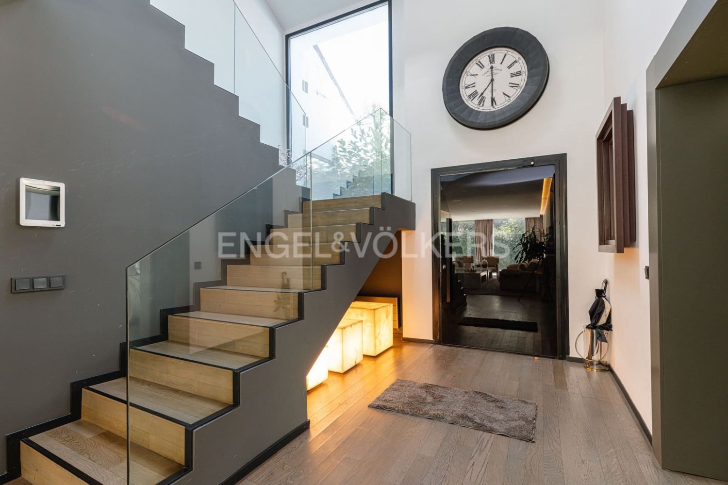 5 bedrooms House in Alcobendas, Spain No. 200353