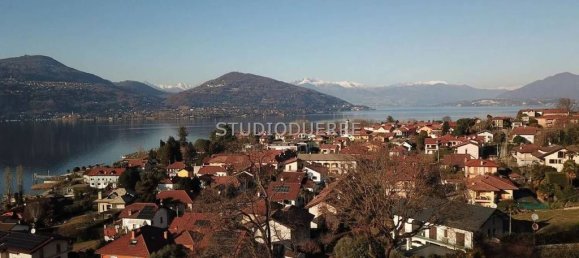 7 Schlafzimmer Villa in Ranco, Italy, Nr. 358865 3