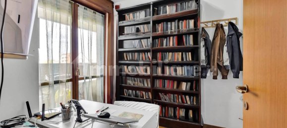 3 bedrooms Apartment in Sesto San Giovanni, Italy No. 216609 18