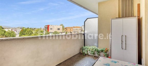 3 bedrooms Apartment in Sesto San Giovanni, Italy No. 216609 2