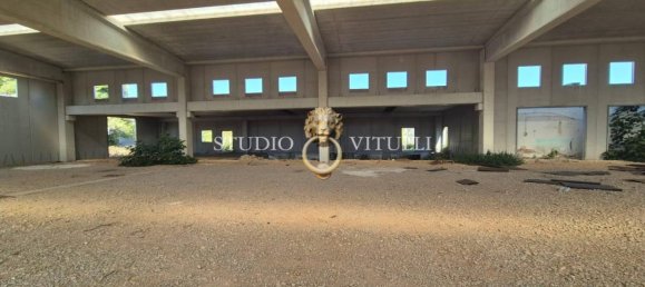 2000m² Warehouse in Bari, Italy No. 363327 4