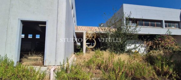 2000m² Warehouse in Bari, Italy No. 363327 9