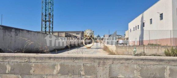 2000m² Warehouse in Bari, Italy No. 363327 3