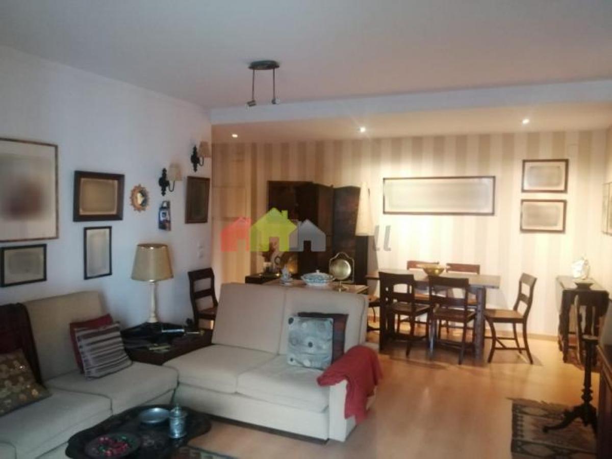 Studio in Lisbon, Portugal No. 5018