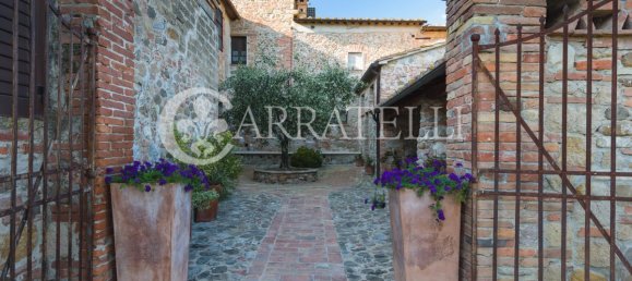 11 bedrooms House in Pienza, Italy No. 78415 18